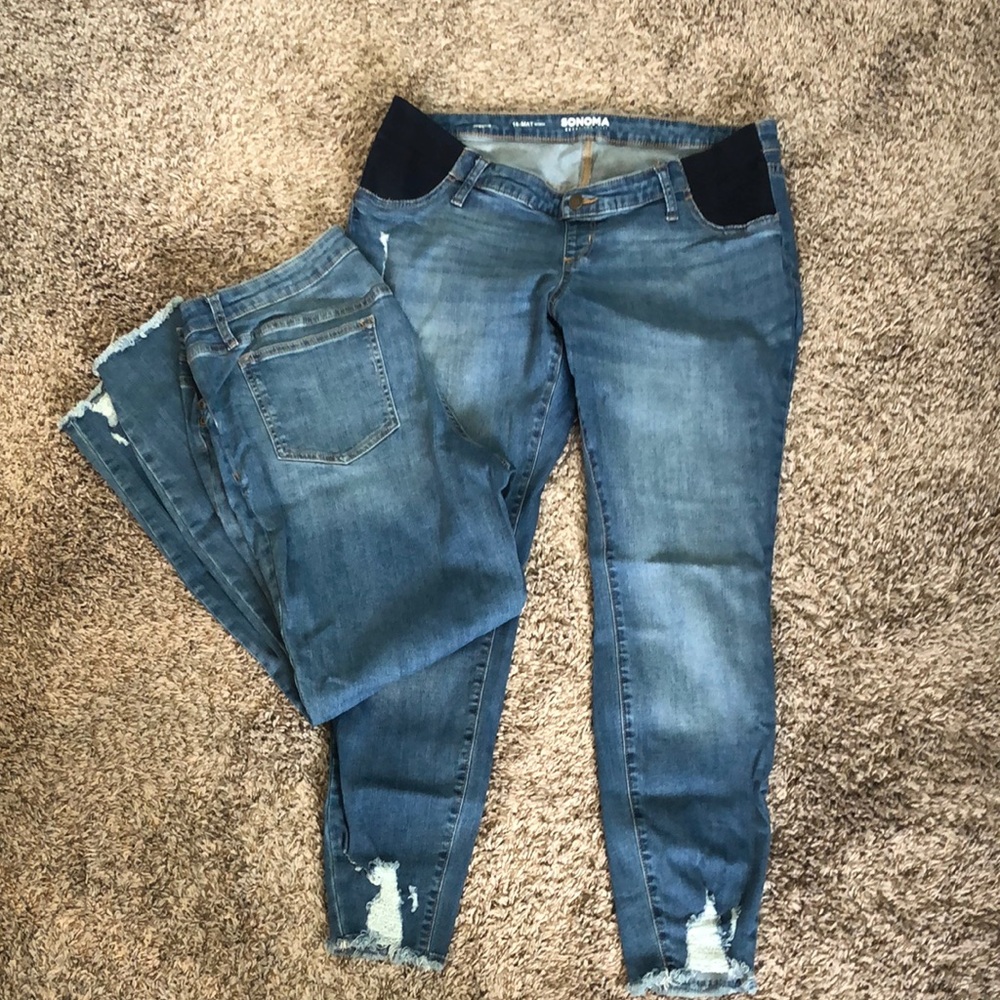 NWOT Maternity Jeggings